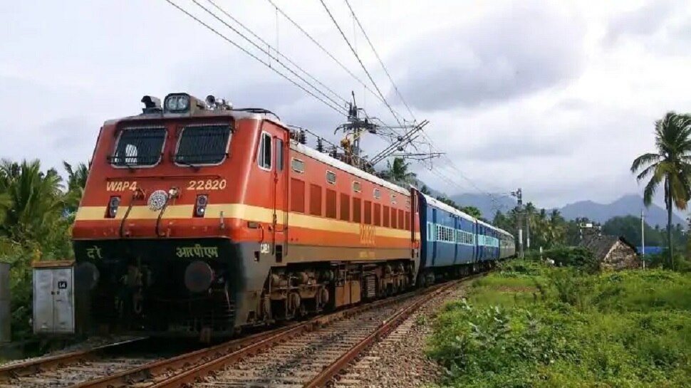 आता रेल्वेत पुन्हा घेता येणार आवडीच्या जेवणाचा आस्वाद  