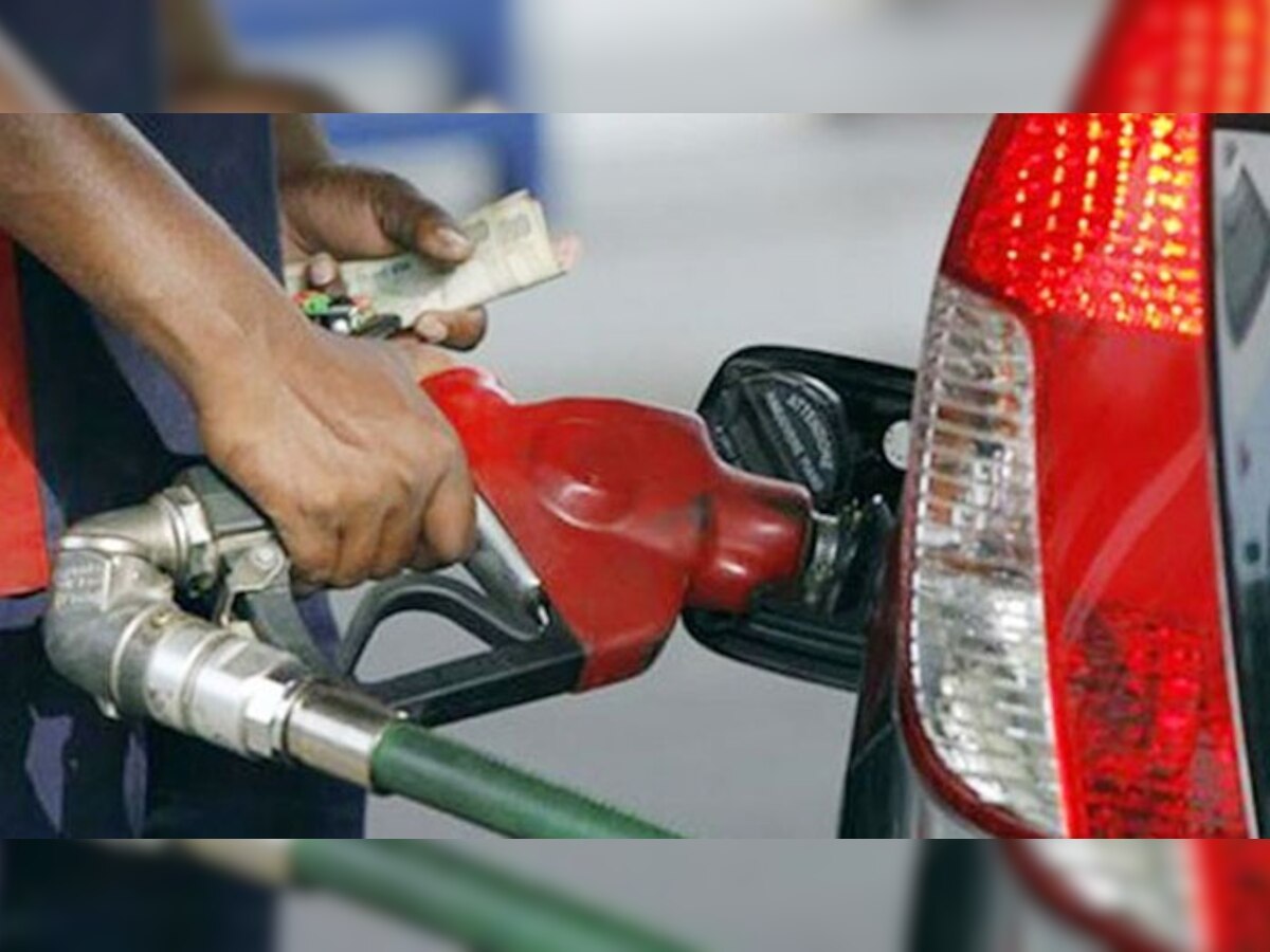 Petrol prices : पेट्रोल पुन्हा महागणार, लवकरच शंभरी पार करणार!  title=