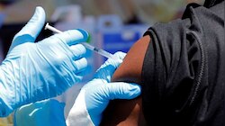 Coronavirus : 'रक्त गोठण्या'च्या तक्रारीनंतर, या पाच देशांनी या व्हॅक्सिनवर घातली बंदी 