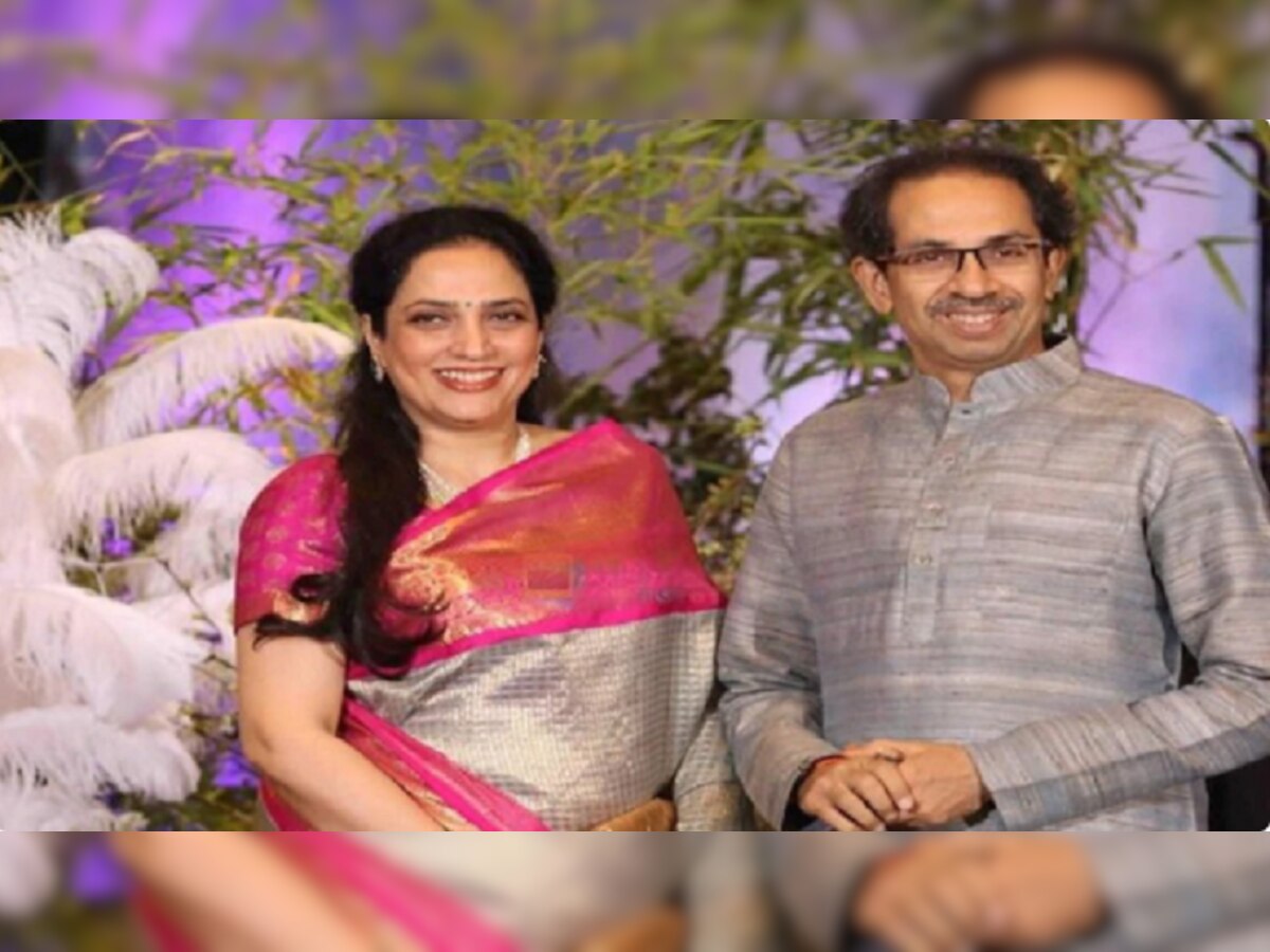 Rashmi Thackeray : मुख्यमंत्र्यांच्या पत्नी रश्मी ठाकरे कोरोना पॉझिटिव्ह  title=