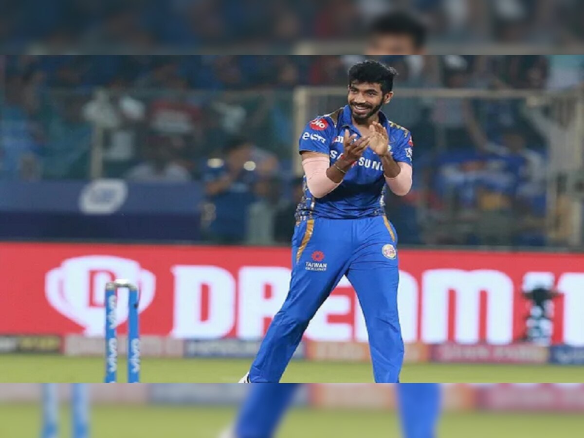 IPL 2021 : Jasprit Bumrah ने हा रेकॅार्ड केल्यामुळे, मुंबई इंडियन्सचा पराभव title=