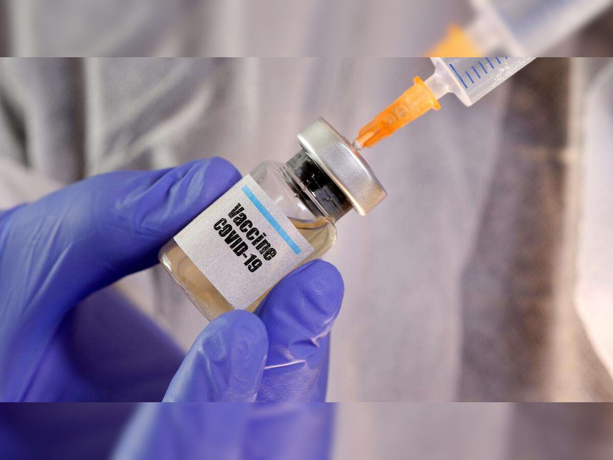 Serum Vaccine : केंद्र सरकारच्या सूचनेनंतर सीरमने कोविशील्ड लसीची किंमत केली कमी title=