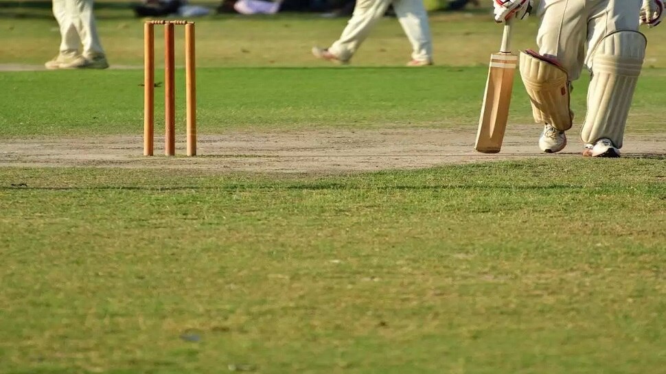 Australian cricketer bert ironmonger and his wife Melbourne Cricket Ground