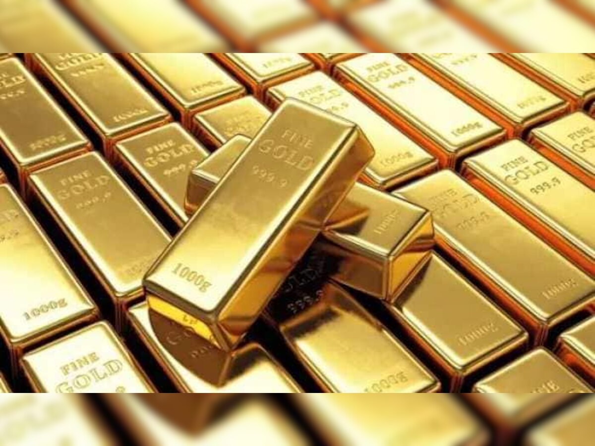 Gold Rate : सोन्याचा भाव इतक्या रुपयांनी घसरला तर चांदीचा भाव वाढला title=