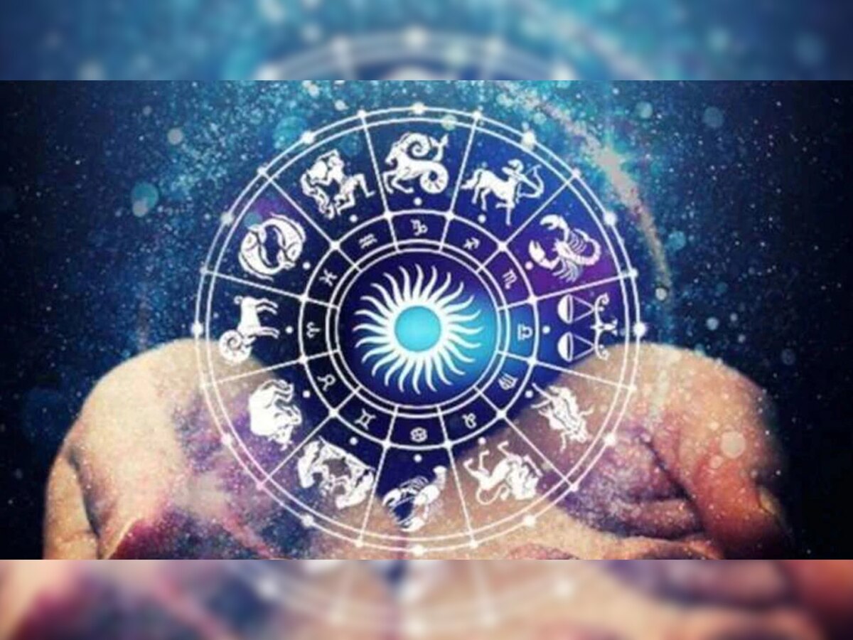 Horoscope : या राशीच्या व्यक्तींना धनलाभ होण्याची शक्यता title=