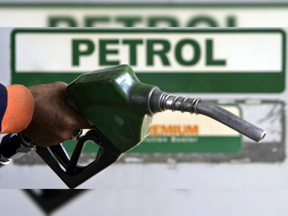 Petrol-Diesel Price : पेट्रोल-डिझेलच्या दरात वाढ, 'या' कारणामुळे दर गगनाला भिडले  title=