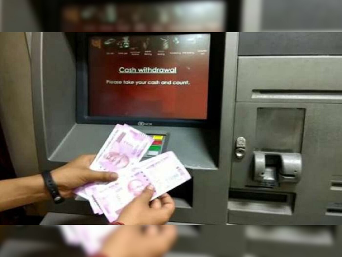 ATM मधून फाटकी नोट आल्यास काय करायचं? प्रक्रिया आणि नियम जाणून घ्या... title=