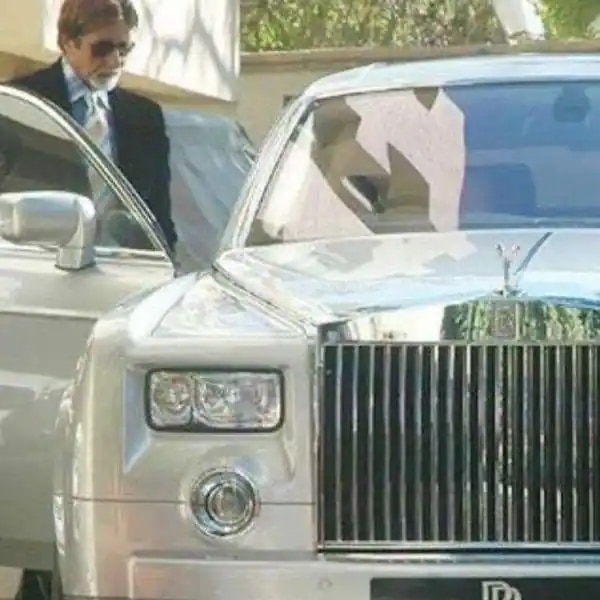  रॉल्स रॉयस फैंटम (Rolls Royce Phantom)