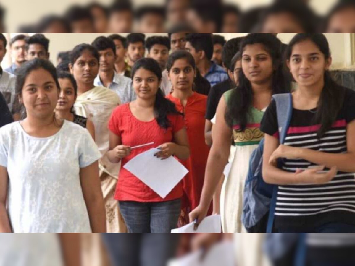 Maharashtra HSC Result Date | बारावीच्या विद्यार्थ्यांसाठी मोठी बातमी, 'या' दिवशी निकाल लागण्याची शक्यता title=