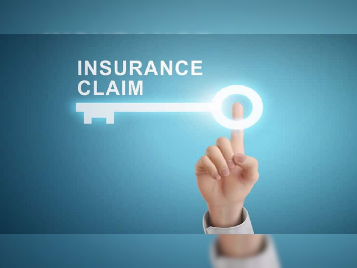 या 8 गोष्टींसाठी Reject होऊ शकतो तुमचा Insurance claim, आजच जाणून घ्या नाहीतर होऊ शकतो Problem title=