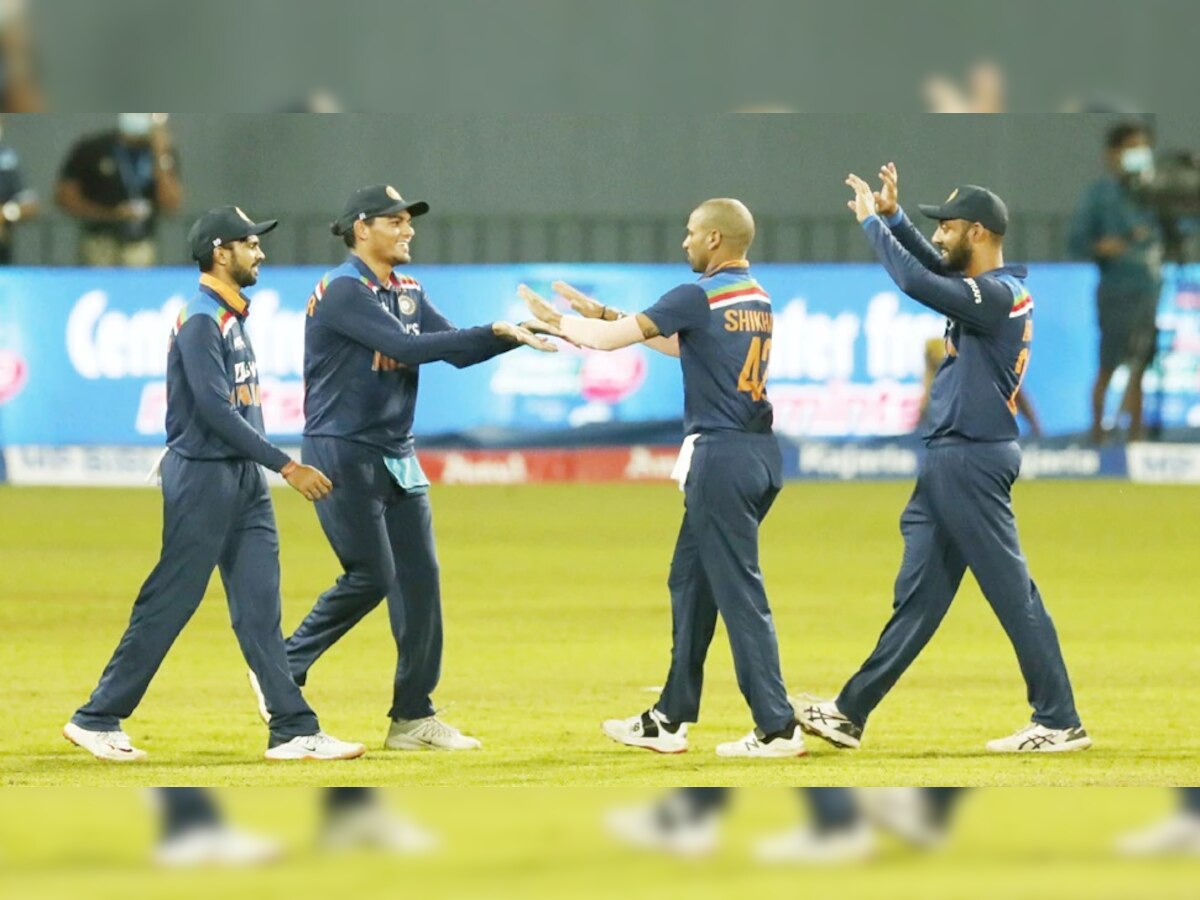 India Tour Sri Lanka | टीम इंडियाचा 10 वा खेळाडू टी 20 मालिकेतून बाहेर, भारताच्या अडचणीत वाढ title=