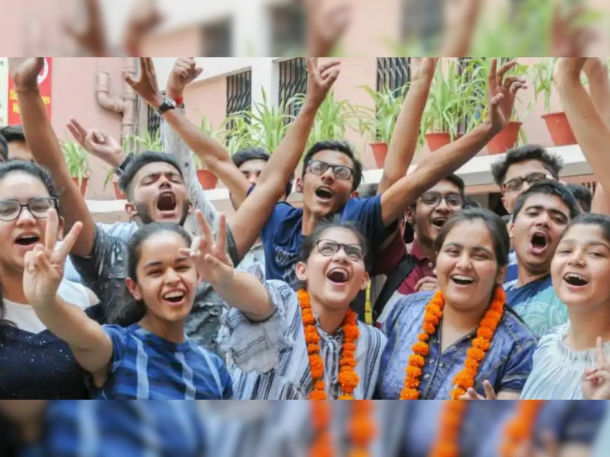 Maharashtra HSC Result : जाणून घ्या किती टक्के विद्यार्थी काठावर पास, तर कितींना 100 टक्के गुण  title=