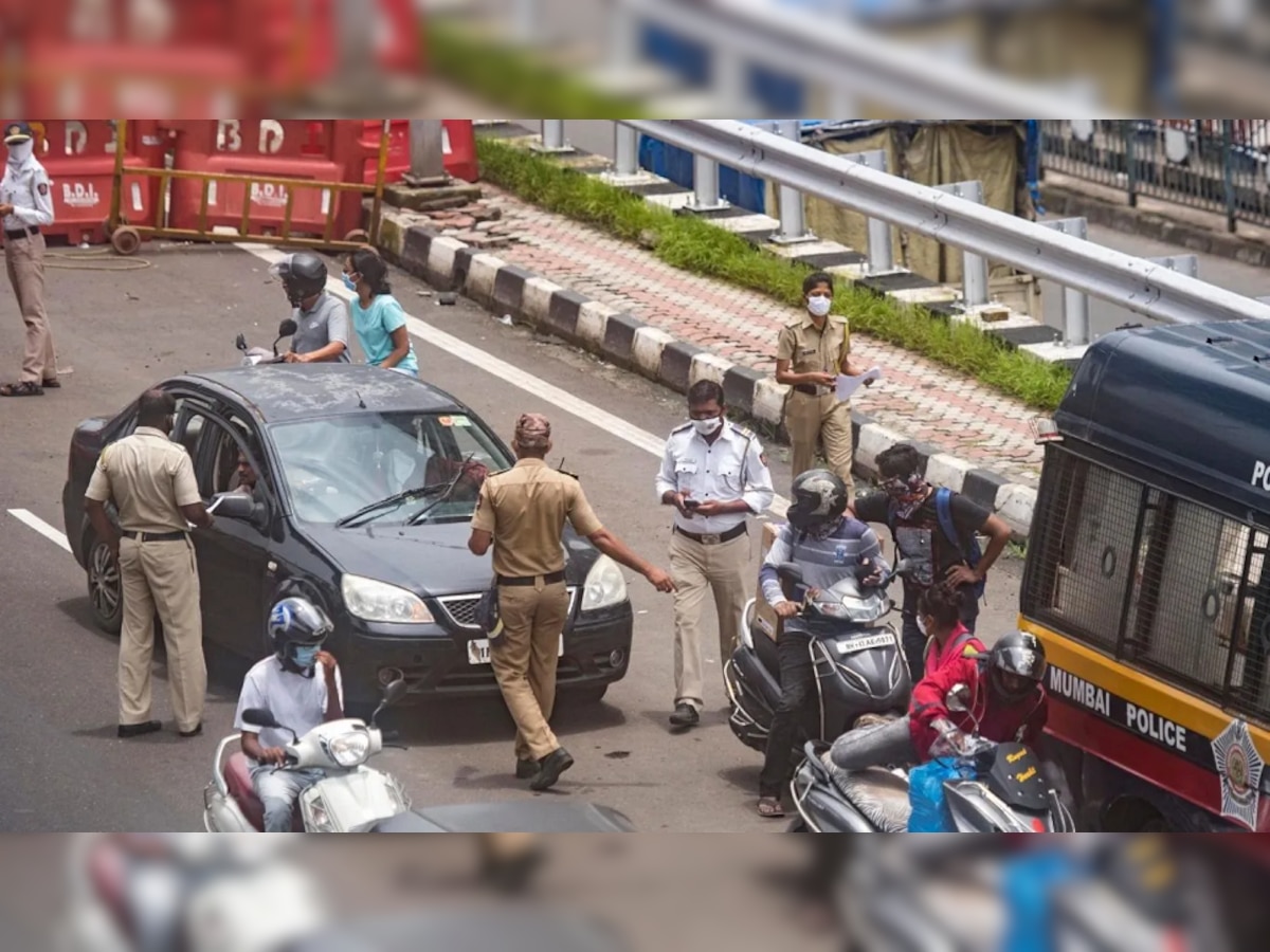 रस्त्यावरील Traffic कमी करण्यासाठी वाहतूक पोलीसांना नवीन आदेश...काय आहेत नवीन Traffic Rules? जाणून घ्या title=