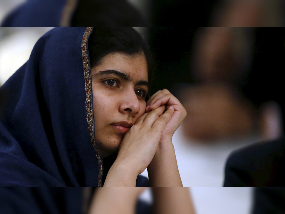 Afghanistan Crisis : अफगाणिस्तानवर Taliban चा कब्जा होताच, Malala Yousafzai ची पहिली प्रतिक्रिया  title=