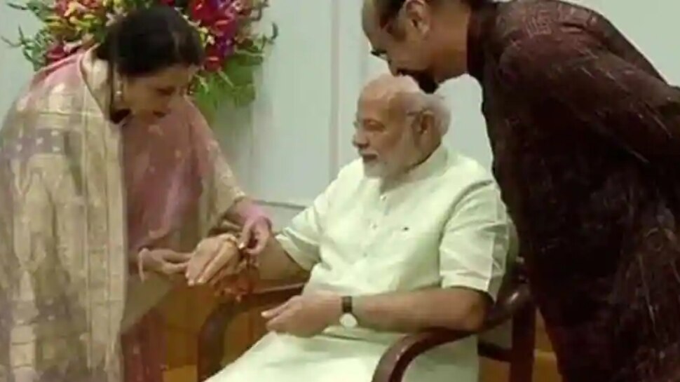 Prime Minister Narendra Modi PAKISTANI SISTER SEND rakhi FOR RAKSHA BANDHAN - Vimarsana News