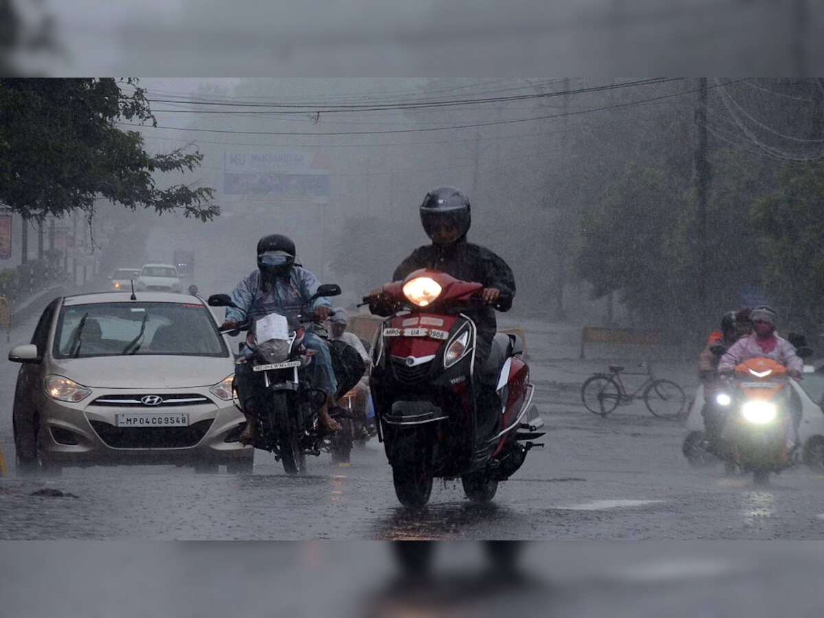 Rain alert | राज्यात पुन्हा अतिवृष्टीचा इशारा; मुंबई, ठाणे, पालघरसाठी पुन्हा ओरेंज अलर्ट title=