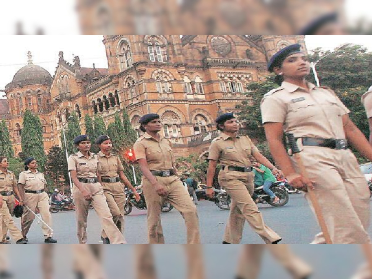 महिला सुरक्षेसाठी मुंबई पोलिसांचं पाऊल, प्रत्येक पोलीस स्टेशनमध्ये 'निर्भया पथका'ची स्थापना title=