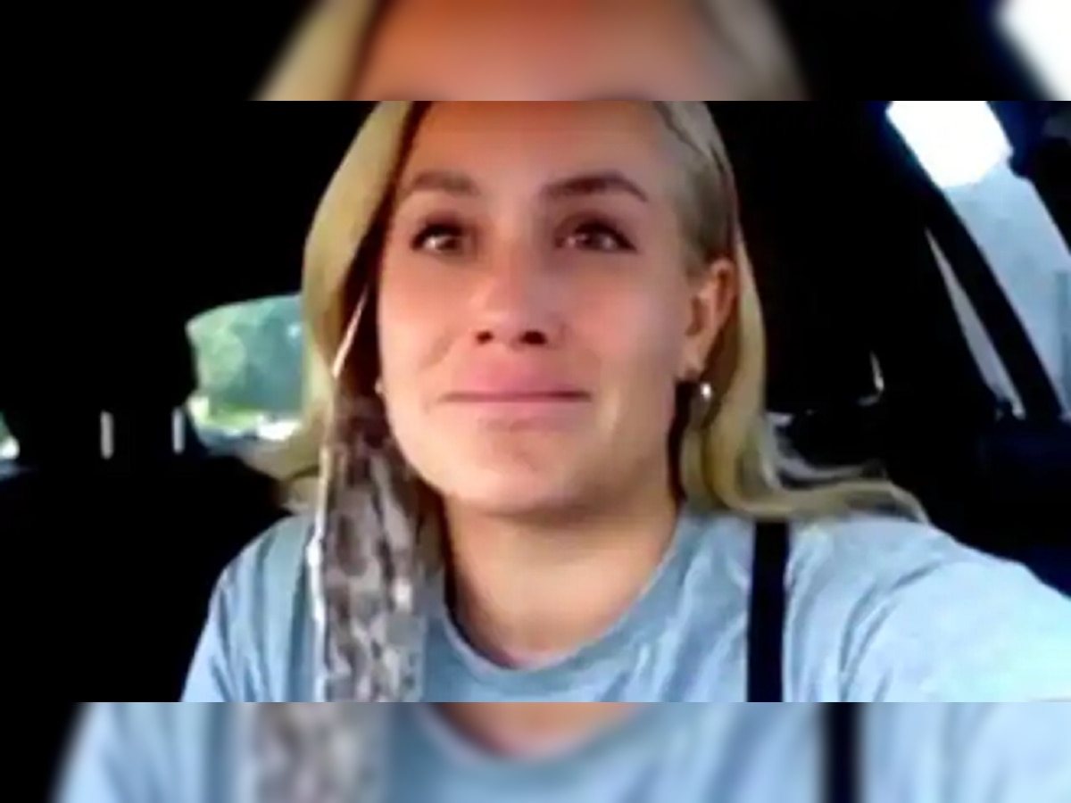 महिला यूट्यूबरकडून मुलासोबतचा असा व्हिडीओ शेअर, अकाउंट Delete करण्यापर्यंत आली वेळ title=