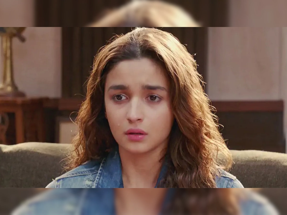  लग्नाची चर्चा सुरु असतानाच Alia Bhatt विरोधात तक्रार दाखल  title=