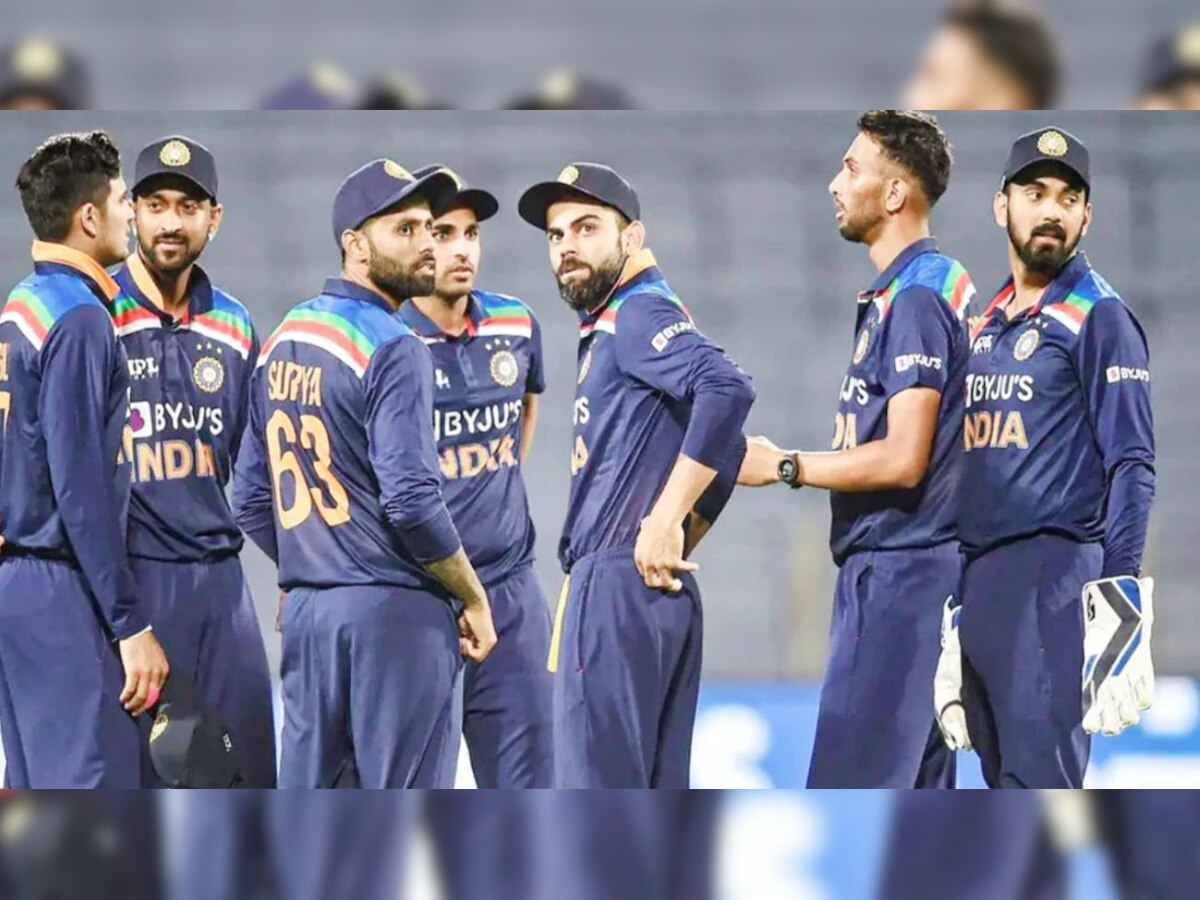 T20 World Cup : 'या' खेळाडूला निवडून सिलेक्टर्स पछतावले, टीम इंडियातून करणार बाहेर?  title=