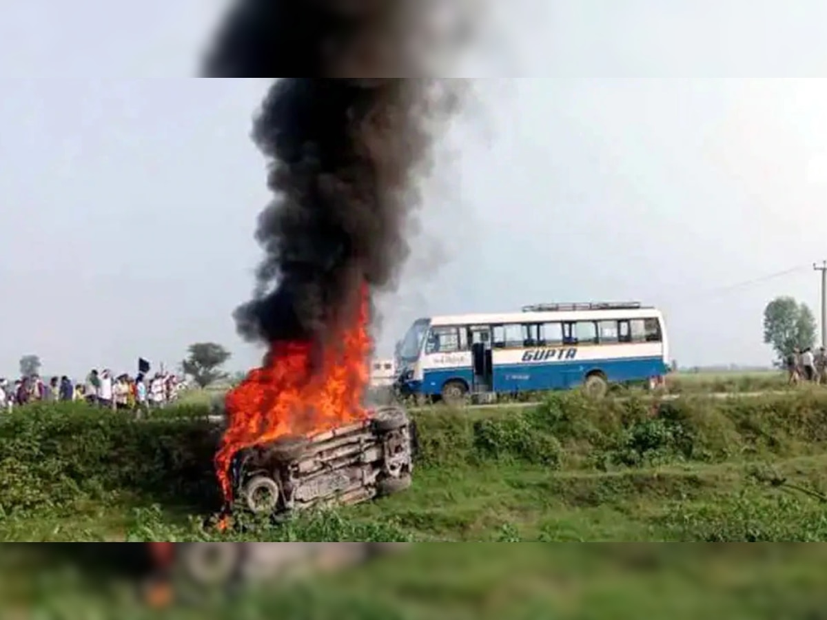 Lakhimpur Kheri Violence: पोलीस अॅक्शन मोडमध्ये, आशिष मिश्राच्या दोन साथीदारांना अटक title=