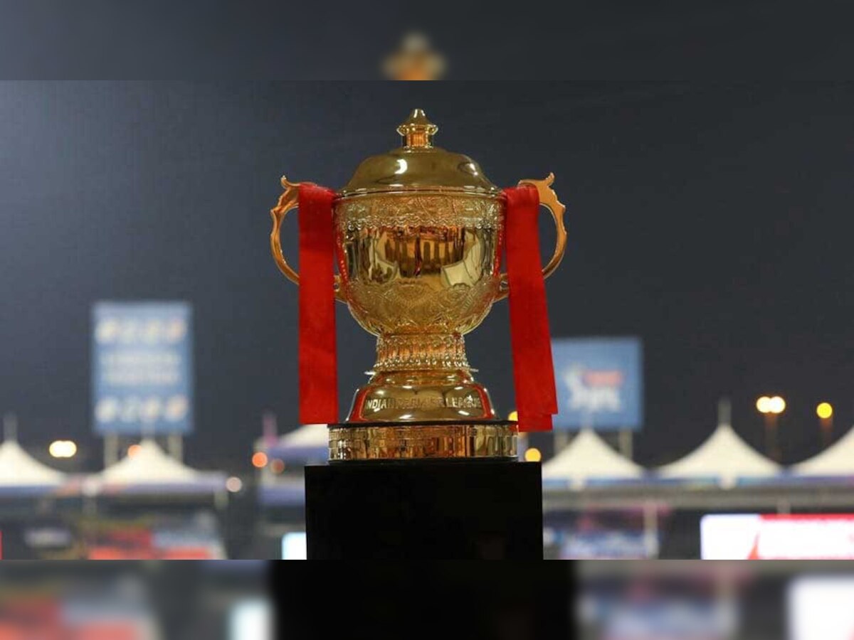 IPL 2021 : आयपीएलच्या इतिहासात आज पहिल्यांदाच घडणार 'असं', काय आहे यामागचं कारण वाचा title=