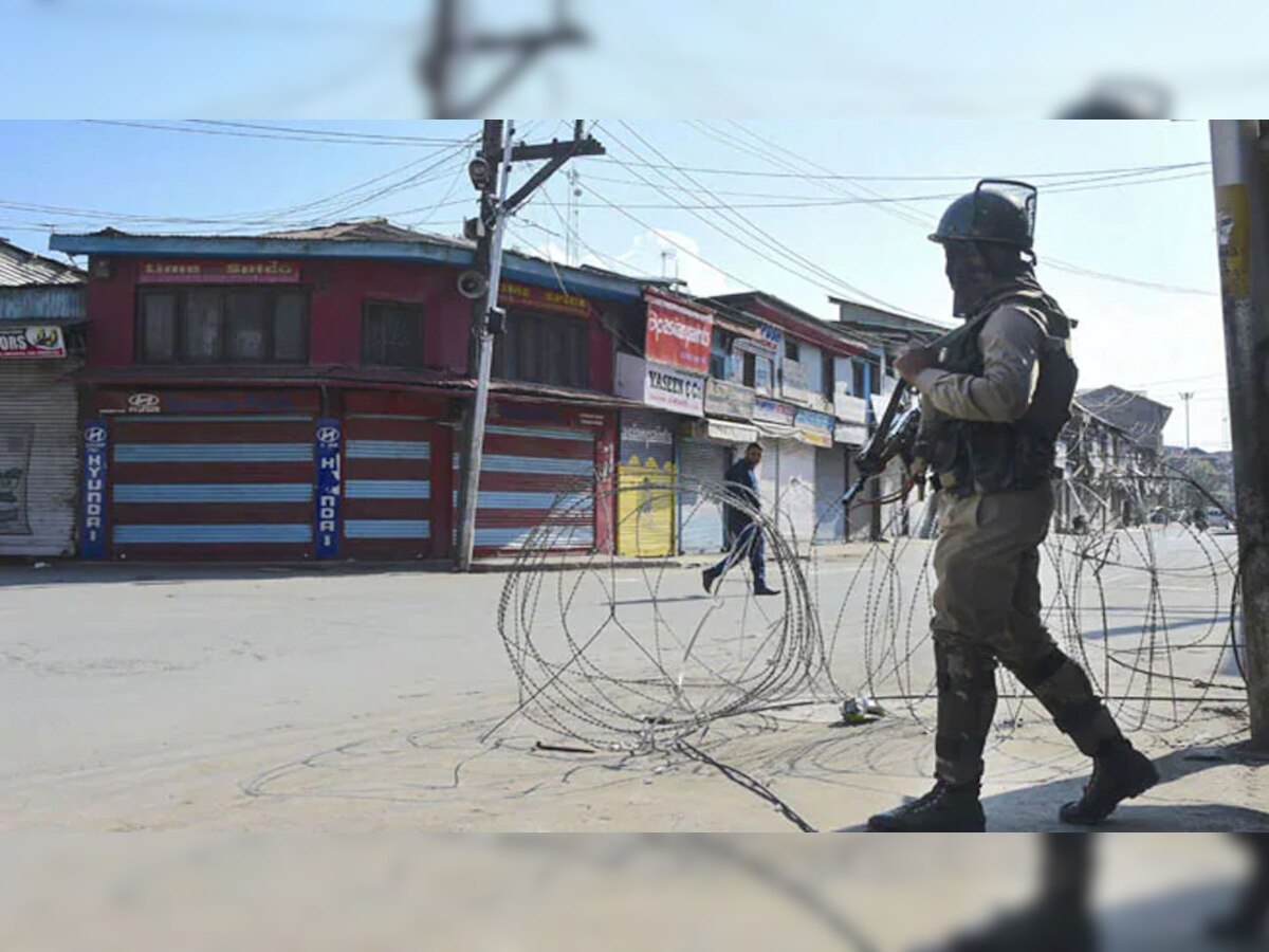 Jammu Kashmir : दहशतवाद्यांचा रक्तरंजित खेळ सुरूच, बिगर काश्मिरी नागरिक निशाण्यावर  title=
