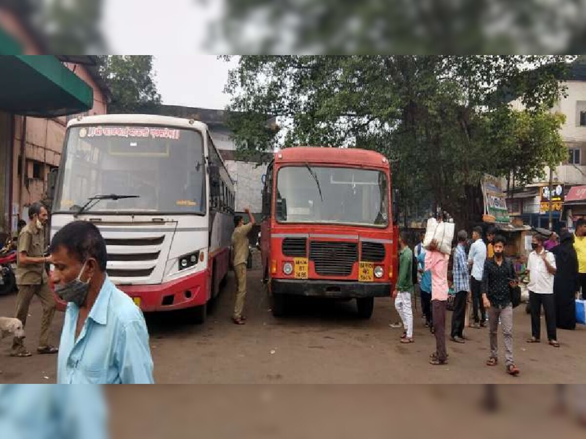 Maharashtra ST Strike : एसटी संपावरुन पहिली कारवाई, एसटी कर्मचाऱ्यांमध्ये संताप title=