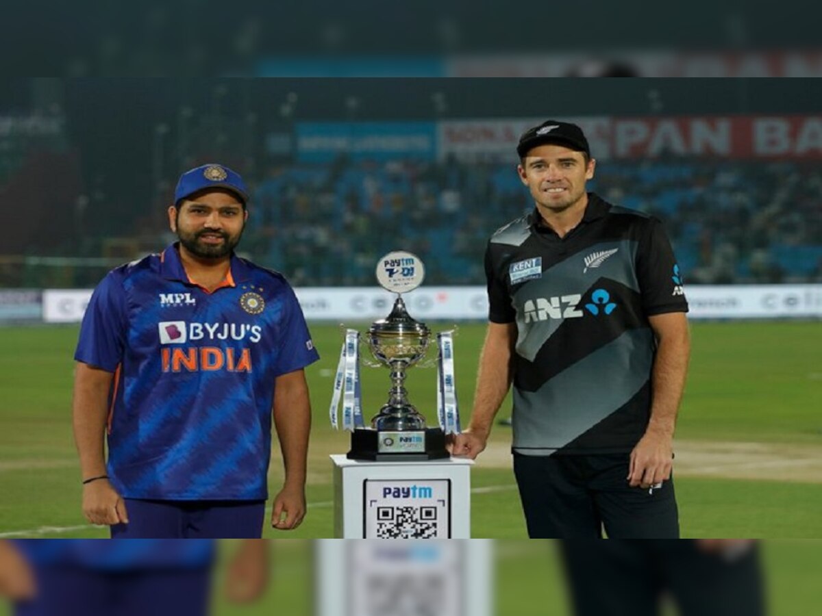 IND vs NZ: वचपा काढणार? न्यूझीलंडकडून टीम इंडियाला 165 धावांचं आव्हान title=