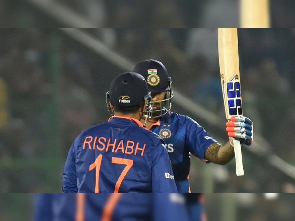 IND vs NZ: भारताच्या विजयात 'सूर्य' तळपला, टीम इंडियाचा दणदणीत विजय title=