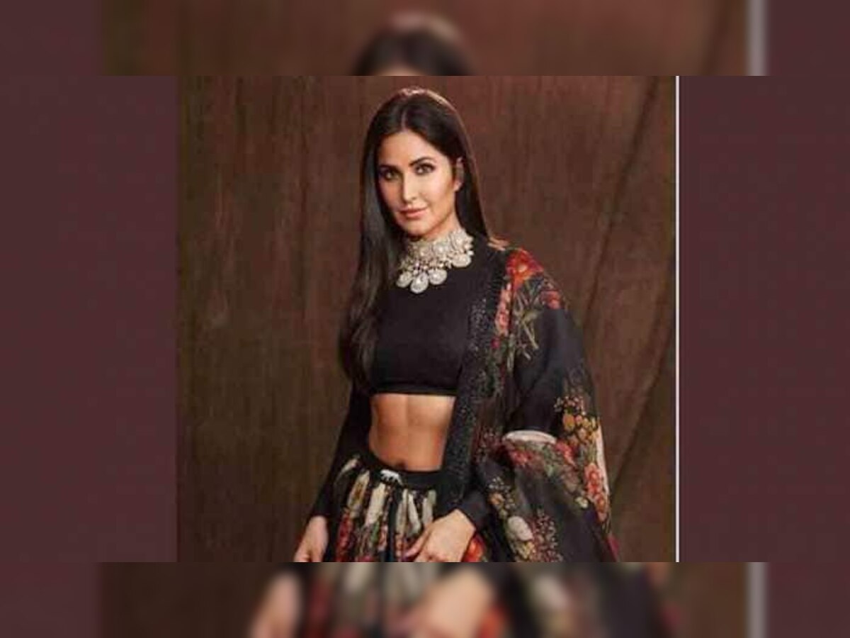 Katrina Kaif साठी मागवली ही खास मेंहदी, किंमत ऐकूणच हैराण व्हाल title=