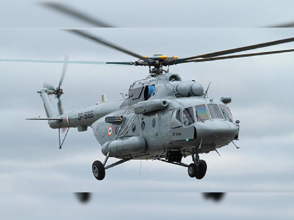 Coonoor Army Helicopter Crash: कठिण परिस्थितीतही उड्डाणासाठी सक्षम Mi-17V5 Helicopter, जाणून घ्या वैशिष्ट्य title=