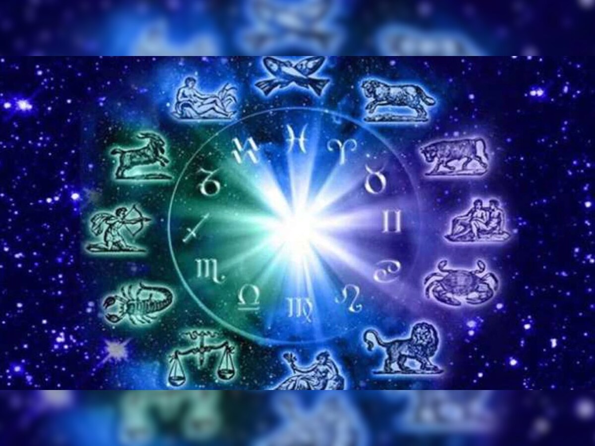 Horoscope 13 December 2021 | सोमवारी या राशीसाठी नुकसानकारक, असा असेल दिवस title=