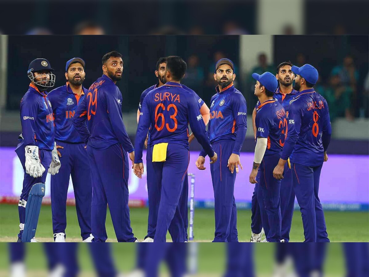 दक्षिण आफ्रिका दौऱ्याआधी टीम इंडियाला धक्का, स्टार खेळाडूला दुखापत title=