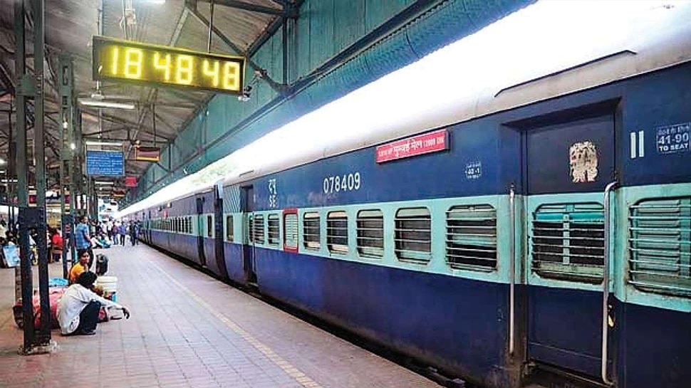 Indian Railways: लग्नासाठी आता रेल्वेचा कोच बुक करू शकता, जाणून घ्या बुकिंगचे नियम