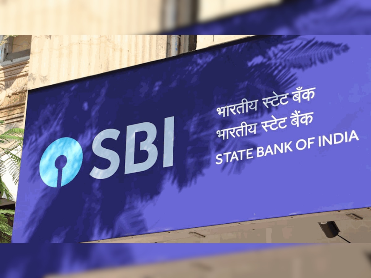 SBI Recruitment 2021 : बँकेत नोकरीची सुवर्ण संधी, अर्ज करण्याच्या शेवटच्या तारखेला फक्त 3 दिवस बाकी title=