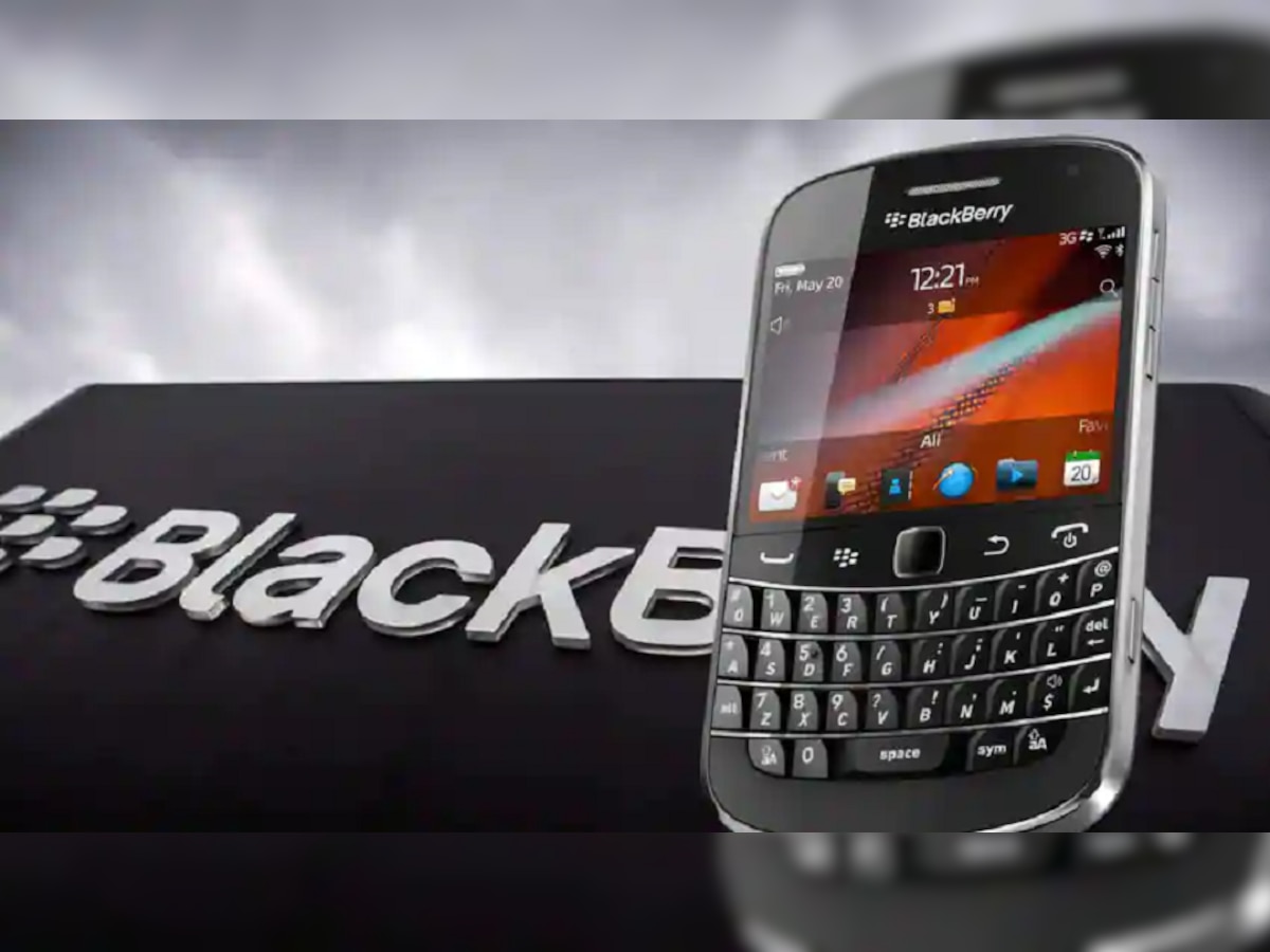 BlackBerry च्या राहिल्या फक्त आठवणी; आजपासून हँडसेट कायमचे बंद title=