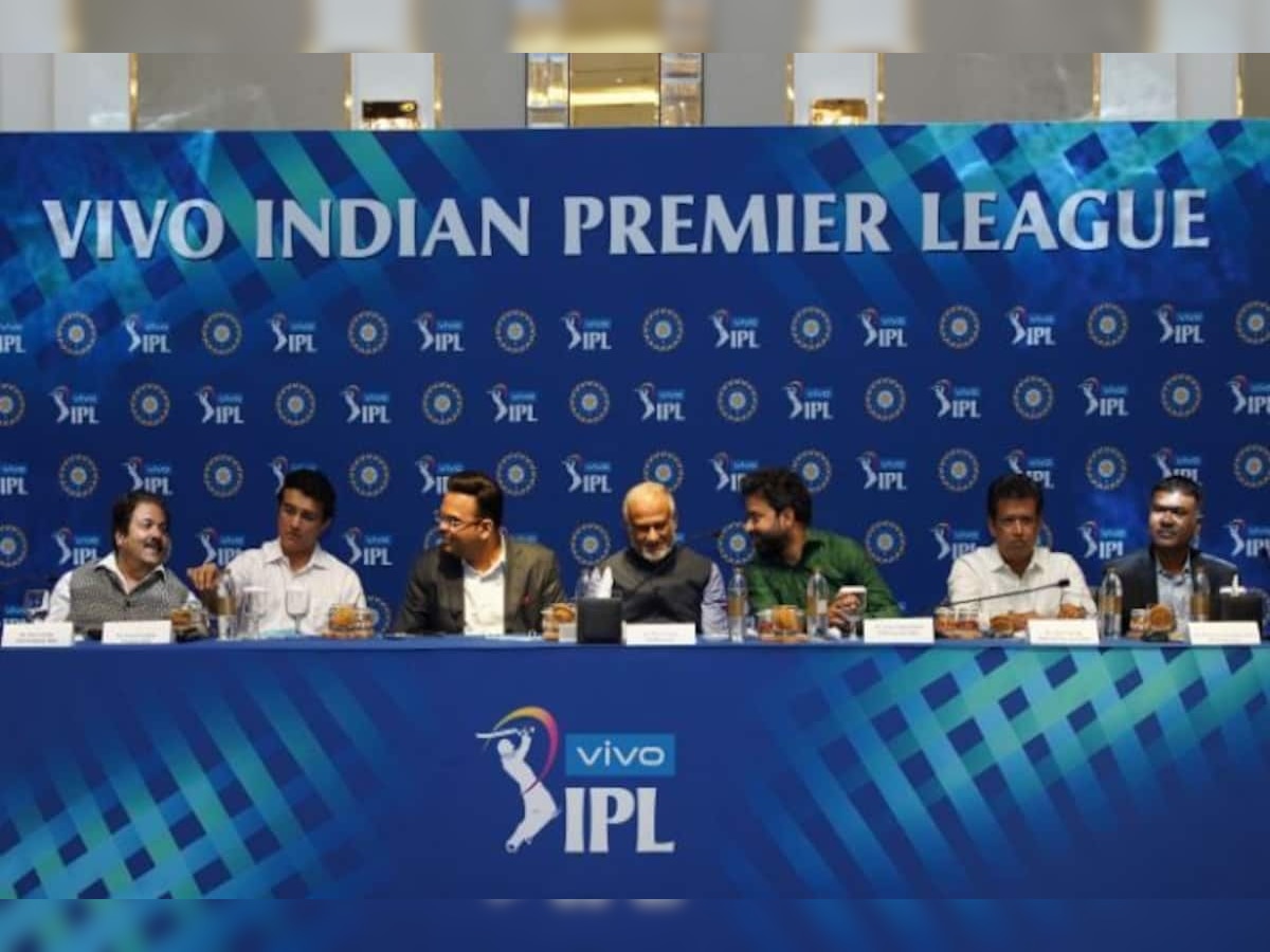 IPL 2022 वर कोरोनाचं संकट, लिलावाची तारीख पुढे जाण्याची शक्यता title=