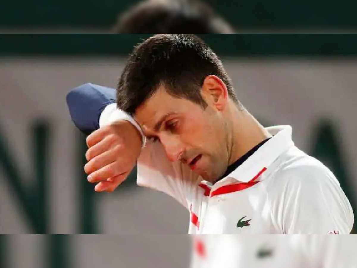 Novak Djokovic ला पुन्हा मोठा धक्का, 3 वर्षांच्या बंदीचं संकट title=