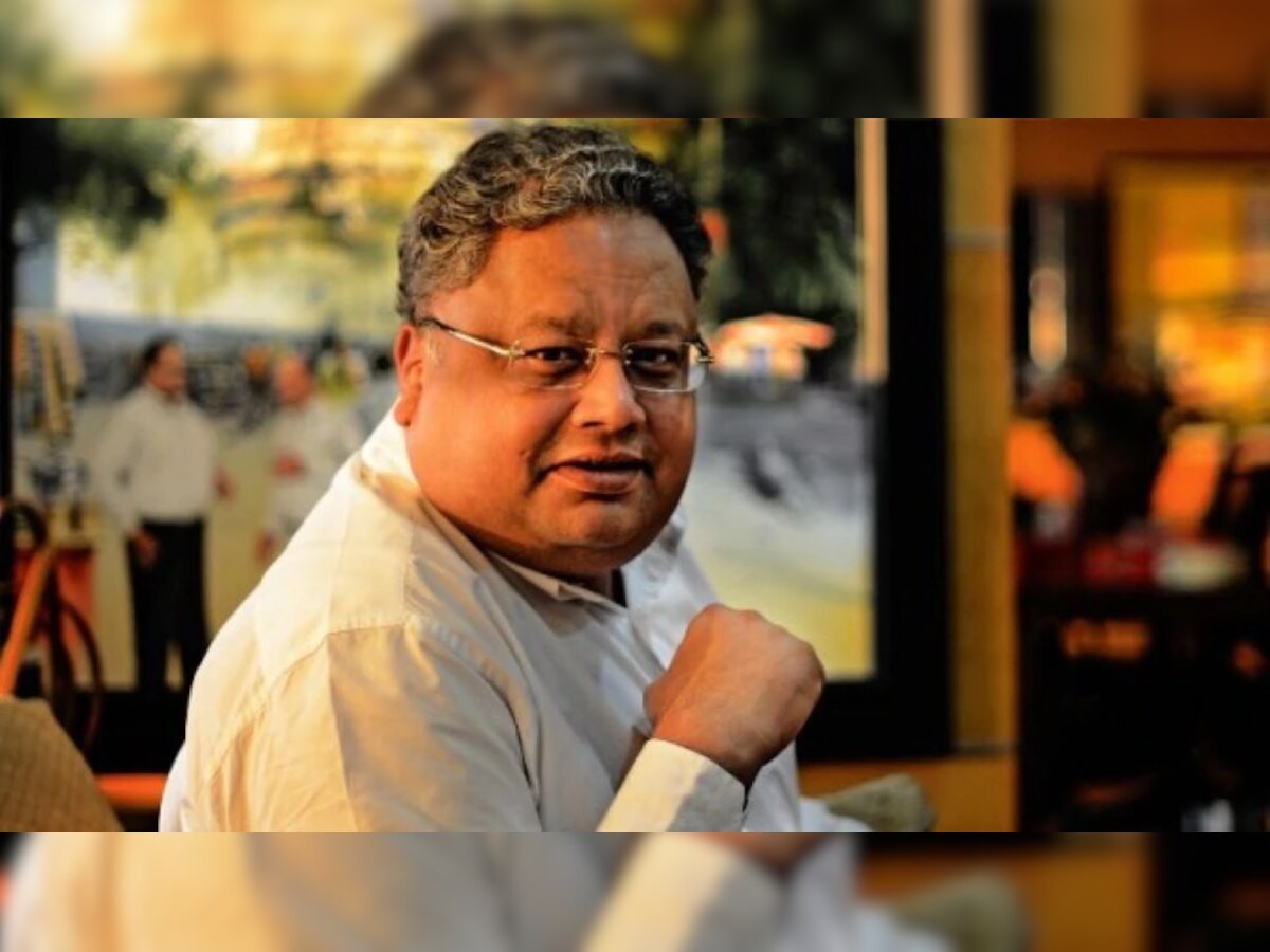 Rakesh Jhunjhunwala यांच्यासारखा पोर्टफोलिओ बनवू इच्छिता? बिगबुलचा हा सोपा फॉर्म्युला नक्की वापरा title=