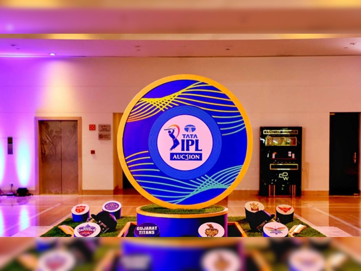 IPL Auction 2022 : IPL मधील तिसरा सर्वात महागडा खेळाडू, या संघाने लावली मोठी बोली title=