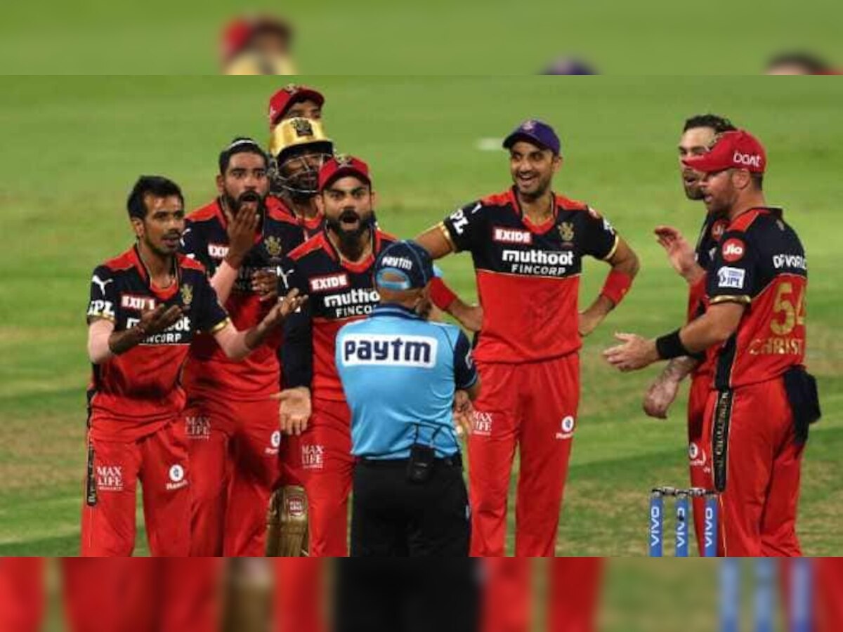 IPL 2022 : RCB चा नव्या कर्णधाराचा शोध झाला पूर्ण, धोनीचा हा खेळाडू करणार नेतृत्व title=