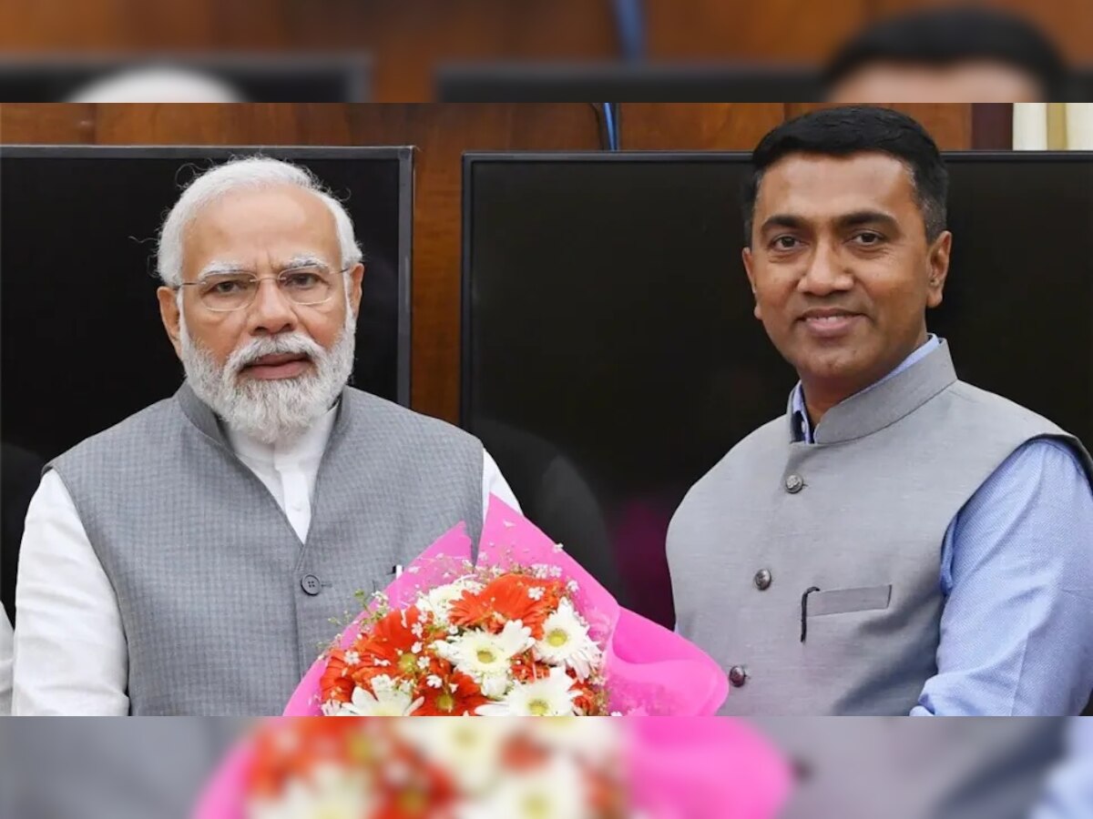 गोव्यात डॉ. प्रमोद सावंतांनी घेतली दुसऱ्यांदा मुख्यमंत्रिपदाची शपथ, पंतप्रधान नरेंद्र मोदी यांची खास उपस्थिती title=