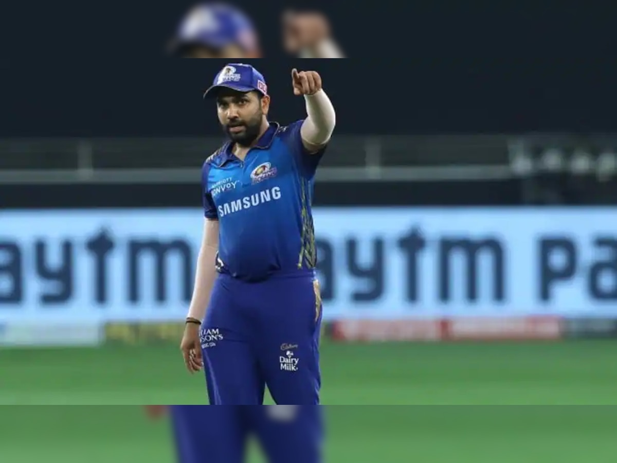 IPL 2022, Rohit Sharma | कॅप्टन रोहित शर्मा पहिल्याच सामन्यात पराभव झाल्याने संतापला title=