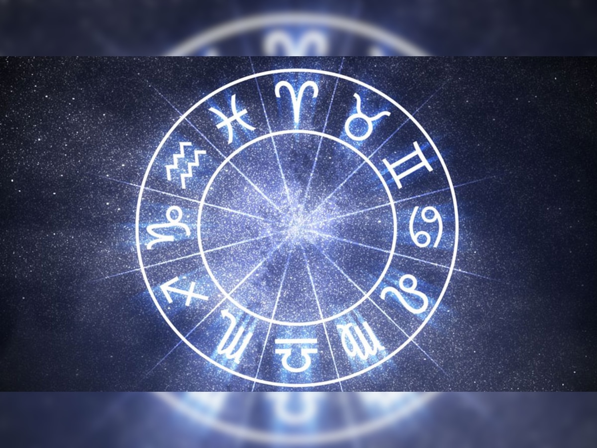 Horoscope 3 April 2022: रविवारी सूर्यासारखं चमकेल 'या' राशींच्या व्यक्तींचं नशीब title=