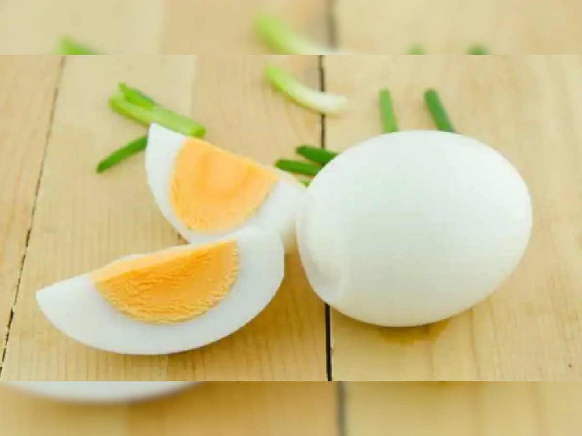 Eggs disadvantages: खरंच 'रोज खाओ अंडे'? अंड्यांच्या तोट्यांविषयी आजच घ्या जाणून title=