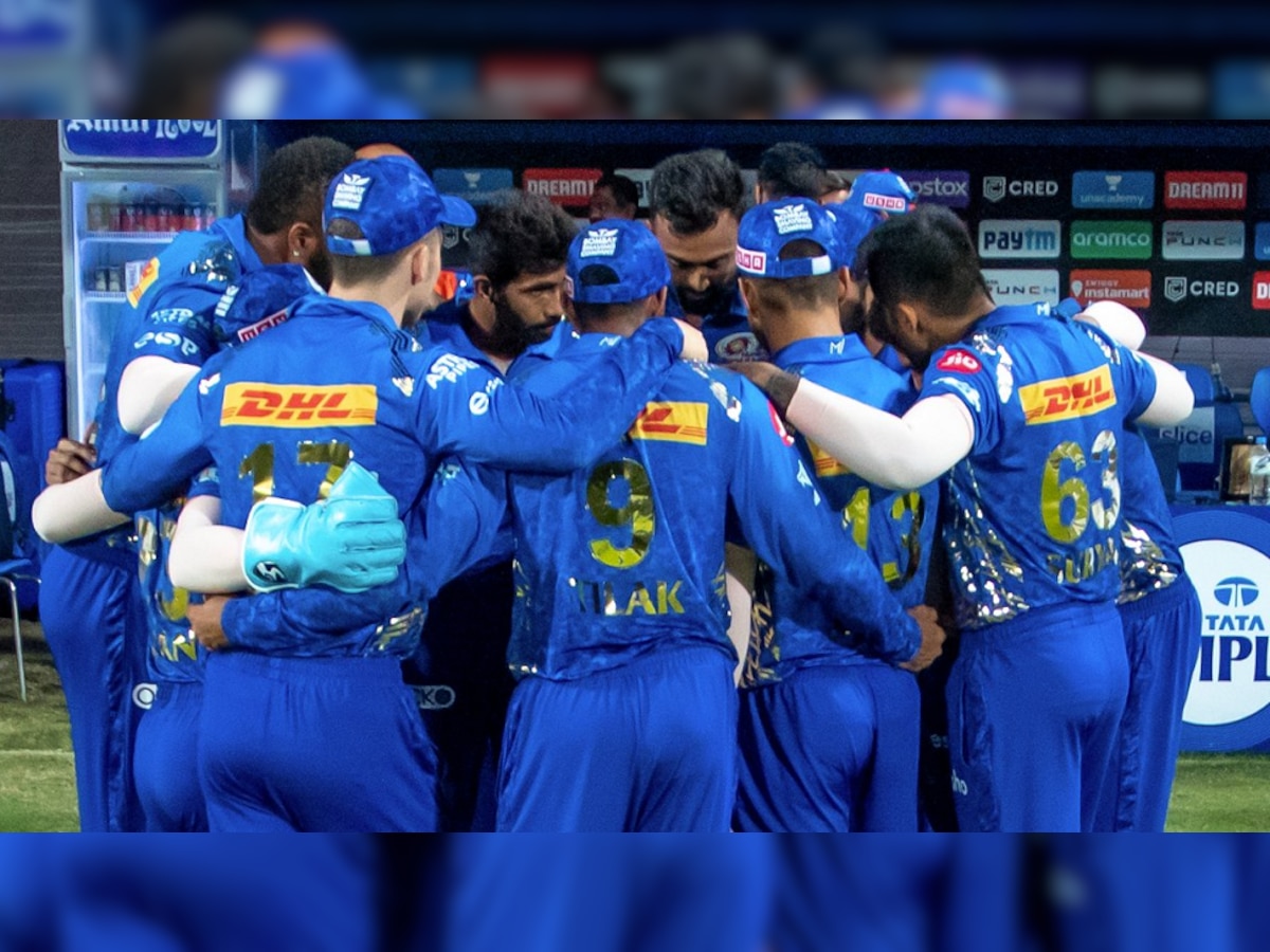 MI vs PBKS, IPL 2022 | कॅप्टन रोहित पहिल्या विजयासाठी टीममध्ये करणार मोठे बदल? title=