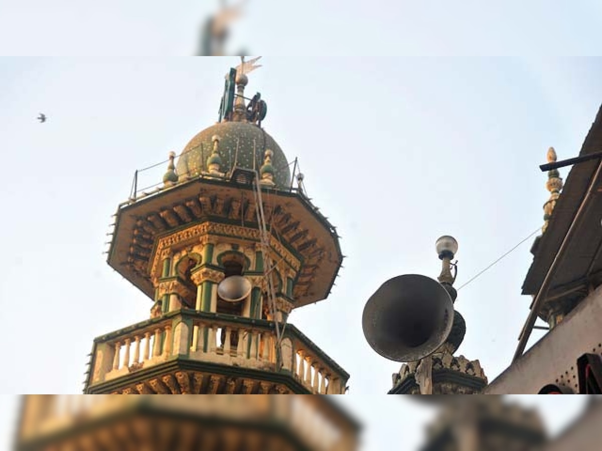 मोठी बातमी : मुंबईतील 72 % मशिदींनी स्वतःहून बंद केले भोंगे title=