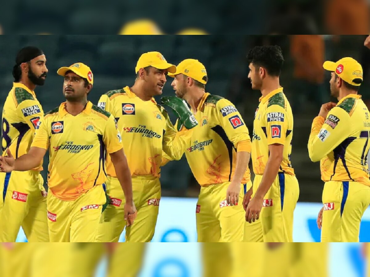 CSK चा हा स्टार खेळाडू  स्वत: च confused, निवृत्ती घ्यावी की नाही? title=