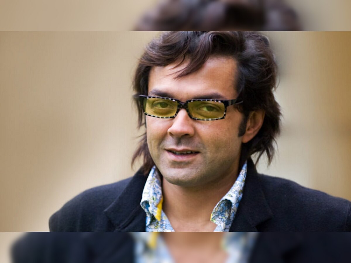 बापरे.... Bobby Deol कडून अभिनेत्रीला '1 नाईट स्टँड'ची ऑफर? तिने दिलेल्या उत्तरानंतर...   title=